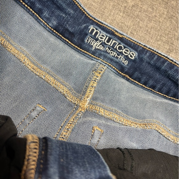 Maurice’s EverFlex High Rise Jeans - Picture 6 of 7